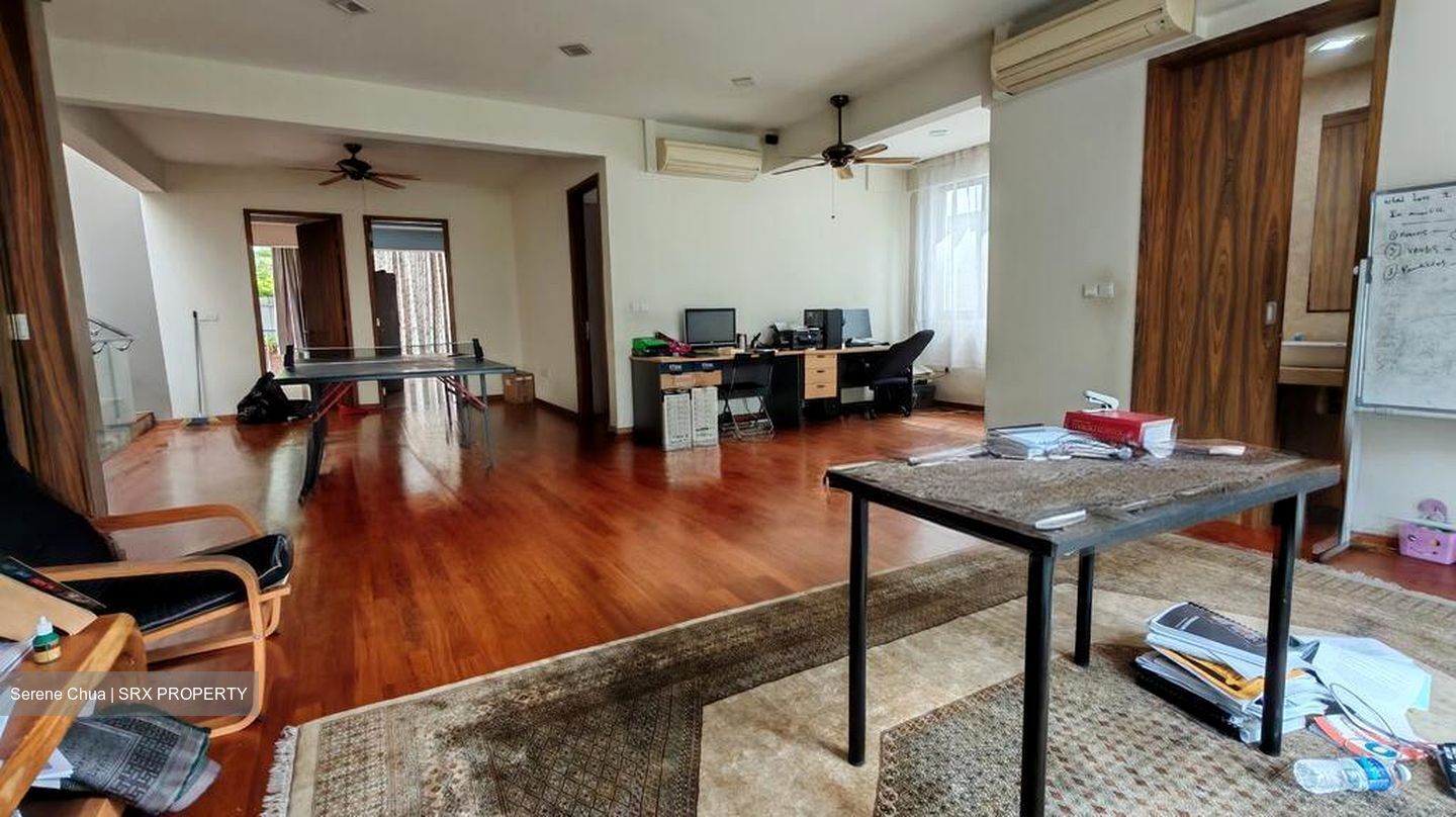 Sennett Avenue (D16), Semi-Detached #515443081